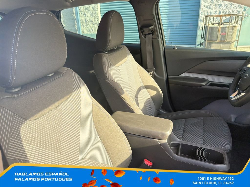 New 2027 Chevrolet Bolt LT w/ Comfort Package FWD image 31