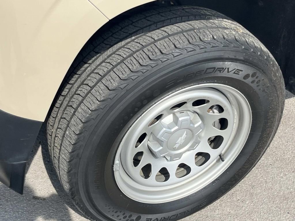 Used 2023 Chevrolet Colorado W/T image 6