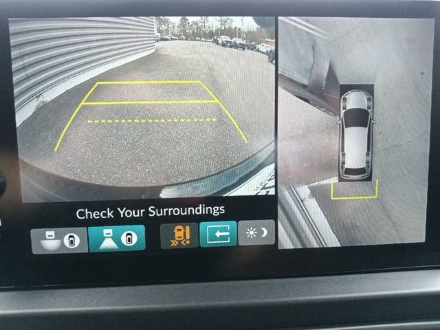 Used 2023 Honda Pilot Elite image 23