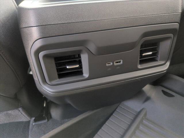 Used 2026 Chevrolet Silverado 1500 LT Trail Boss w/ Convenience Package II image 18