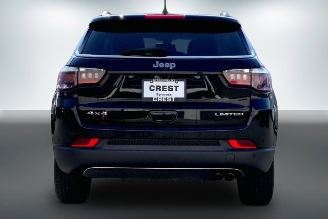 Used 2018 Jeep Compass Limited w/ Navigation Group AWD/4WD image 3