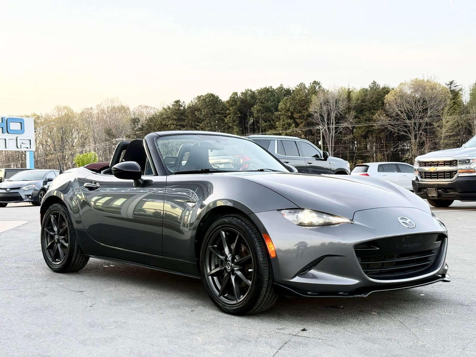 Used 2018 MAZDA MX-5 Miata Club image 12
