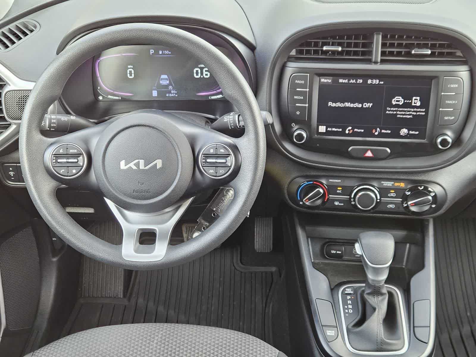 Used 2023 Kia Soul LX w/ Option Group 015 FWD image 22