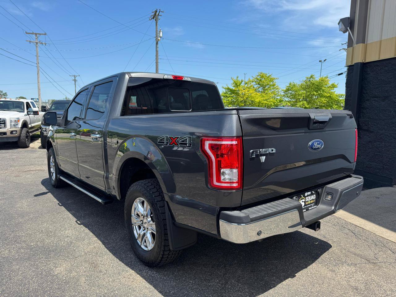 Used 2015 Ford F150 XLT w/ Equipment Group 302A Luxury AWD/4WD image 3