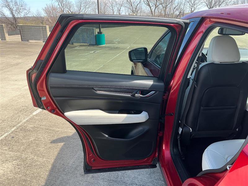 Used 2017 MAZDA CX-5 Grand Touring w/ Premium Package image 31