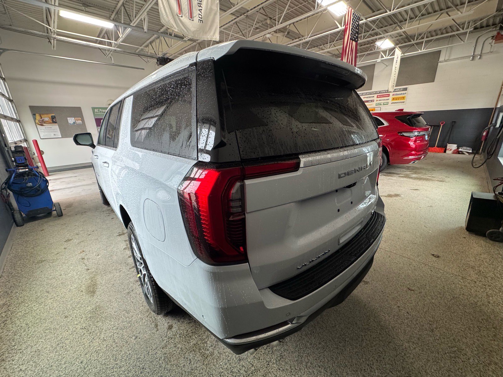 New 2026 GMC Yukon XL Denali image 7