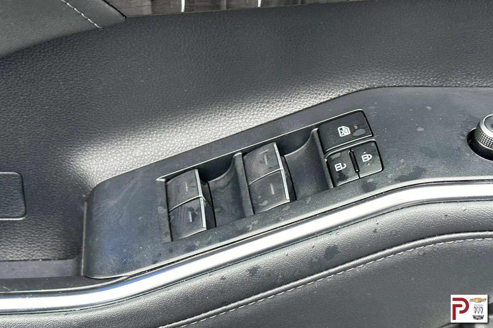 Used 2022 Toyota Highlander Limited image 12