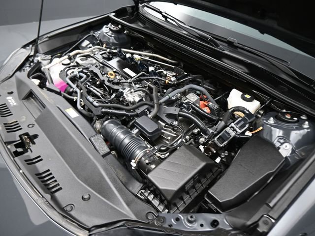 Used 2025 Toyota Camry LE image 27