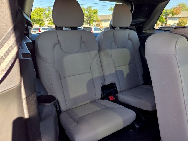 New 2027 Volvo XC90 B6 Plus AWD/4WD image 17