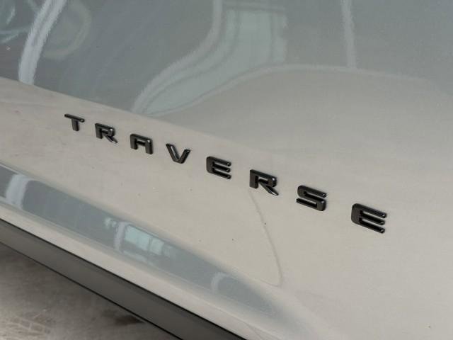 Used 2026 Chevrolet Traverse LT w/ Midnight/Sport Edition FWD image 13