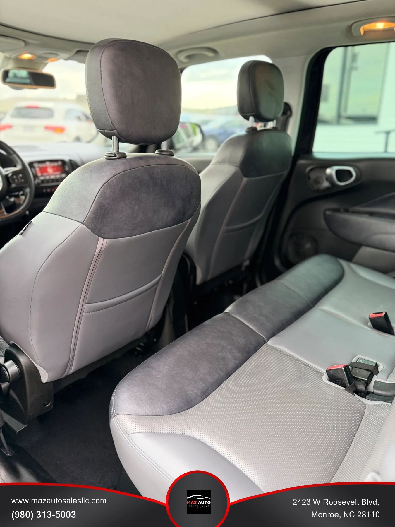 Used 2014 FIAT 500L Lounge FWD image 14