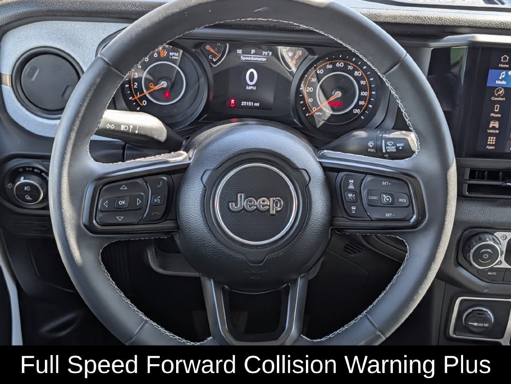 Used 2025 Jeep Gladiator Sport AWD/4WD image 14