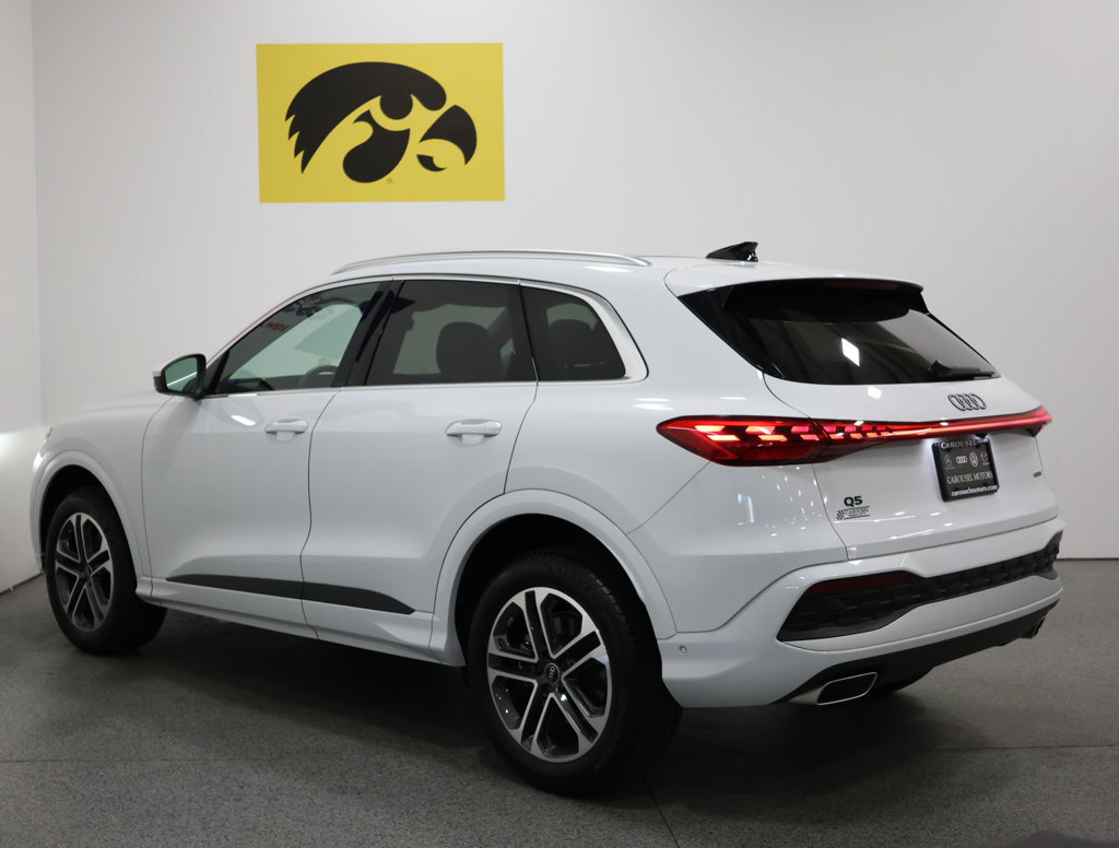 Used 2025 Audi Q5 Premium Plus w/ Premium Plus AWD/4WD image 9