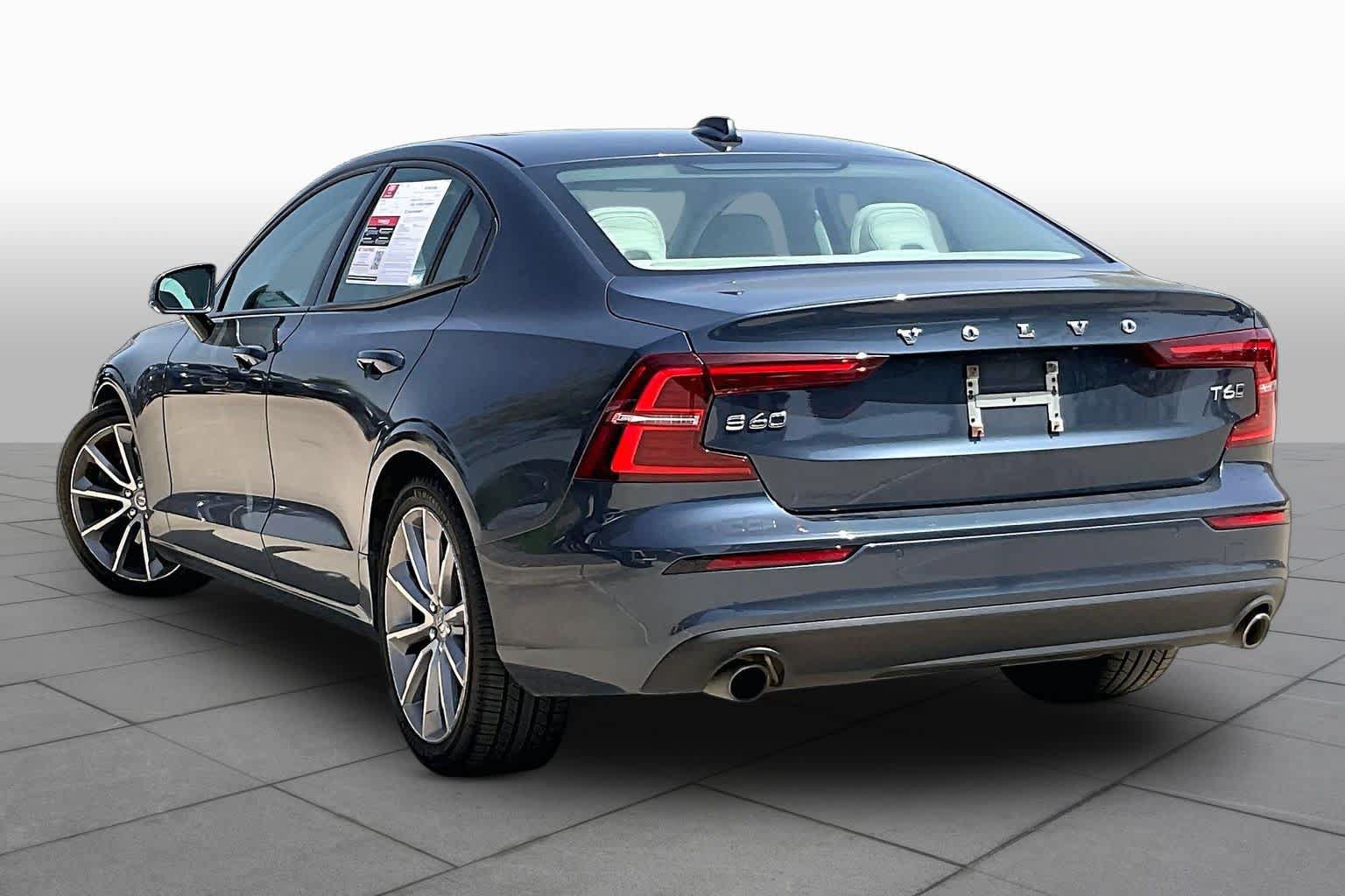 Used 2019 Volvo S60 T6 Momentum w/ Multimedia Package AWD/4WD image 12