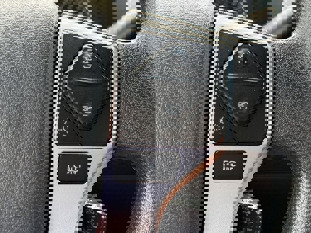 Used 2014 Toyota Tundra SR5 w/ SR5 Upgrade Package image 24