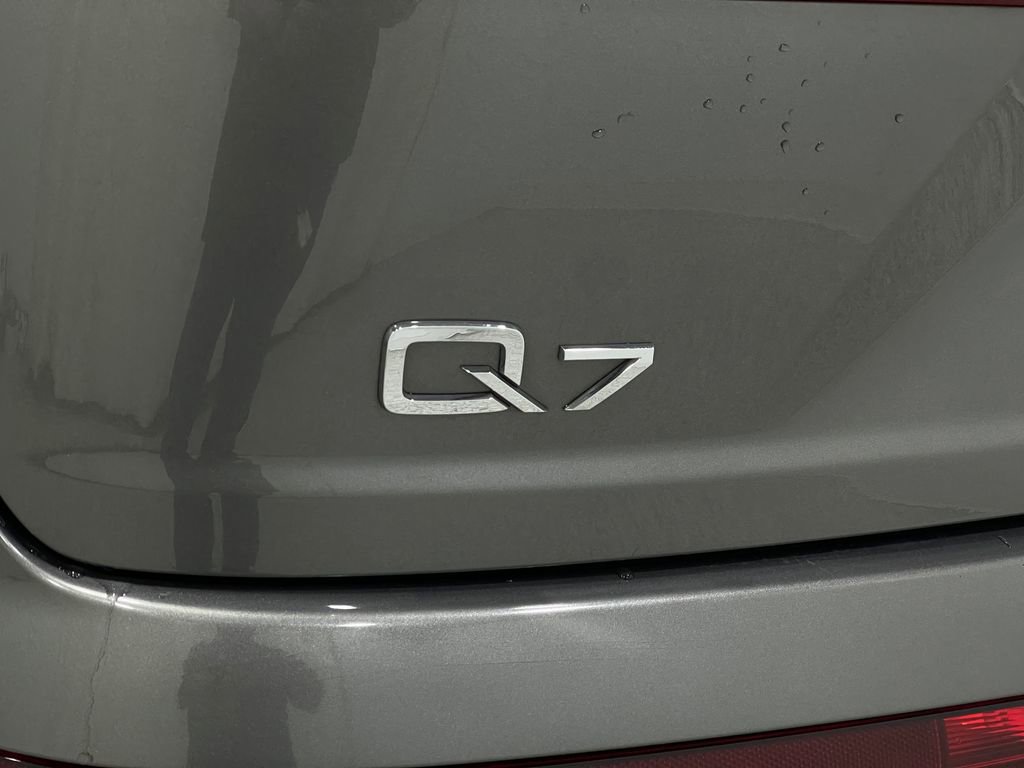 Used 2018 Audi Q7 3.0T Premium Plus w/ Premium Plus Package image 41