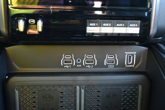 New 2027 RAM 2500 Limited AWD/4WD image 30