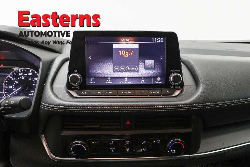 Used 2024 Nissan Rogue S AWD/4WD image 12