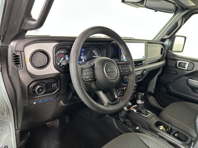 Used 2024 Jeep Wrangler Unlimited w/ Convenience Group image 12
