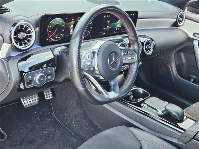 Used 2023 Mercedes-Benz CLA 250 image 9