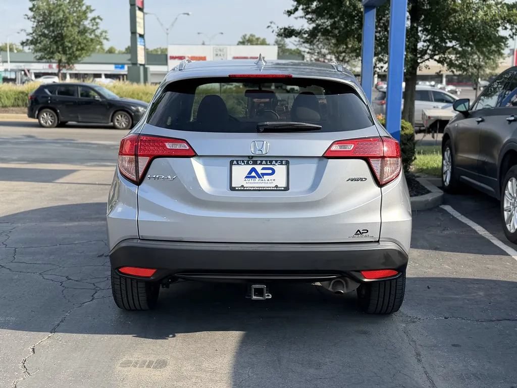 Used 2018 Honda HR-V EX-L image 5