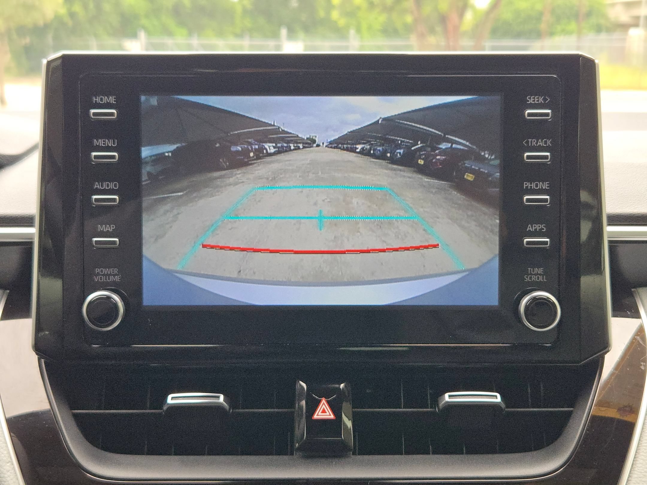 Used 2019 Toyota Corolla SE FWD image 17