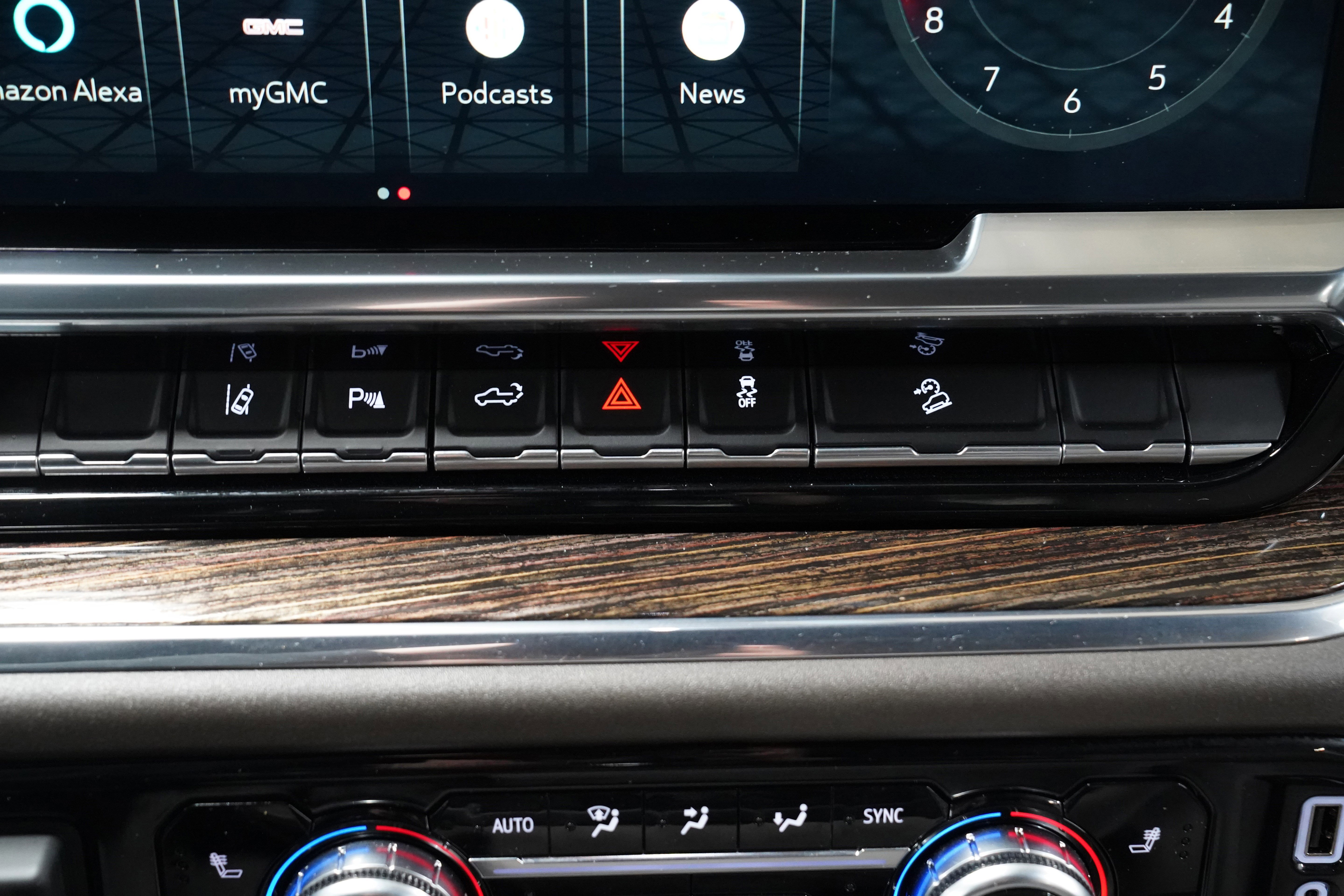 Used 2024 GMC Sierra 3500 SLE image 26