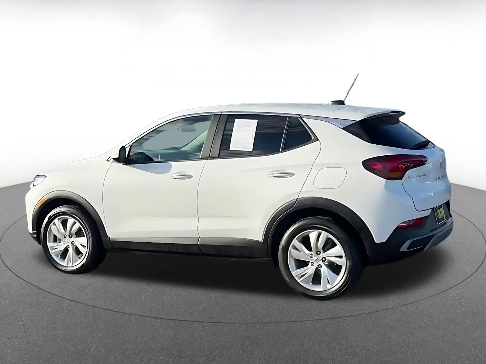 Used 2025 Buick Encore GX Preferred image 10