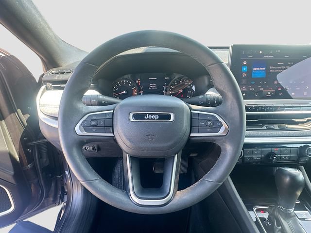 Used 2023 Jeep Compass Latitude AWD/4WD image 12