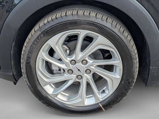 New 2027 Chevrolet Bolt LT w/ Comfort Package image 9