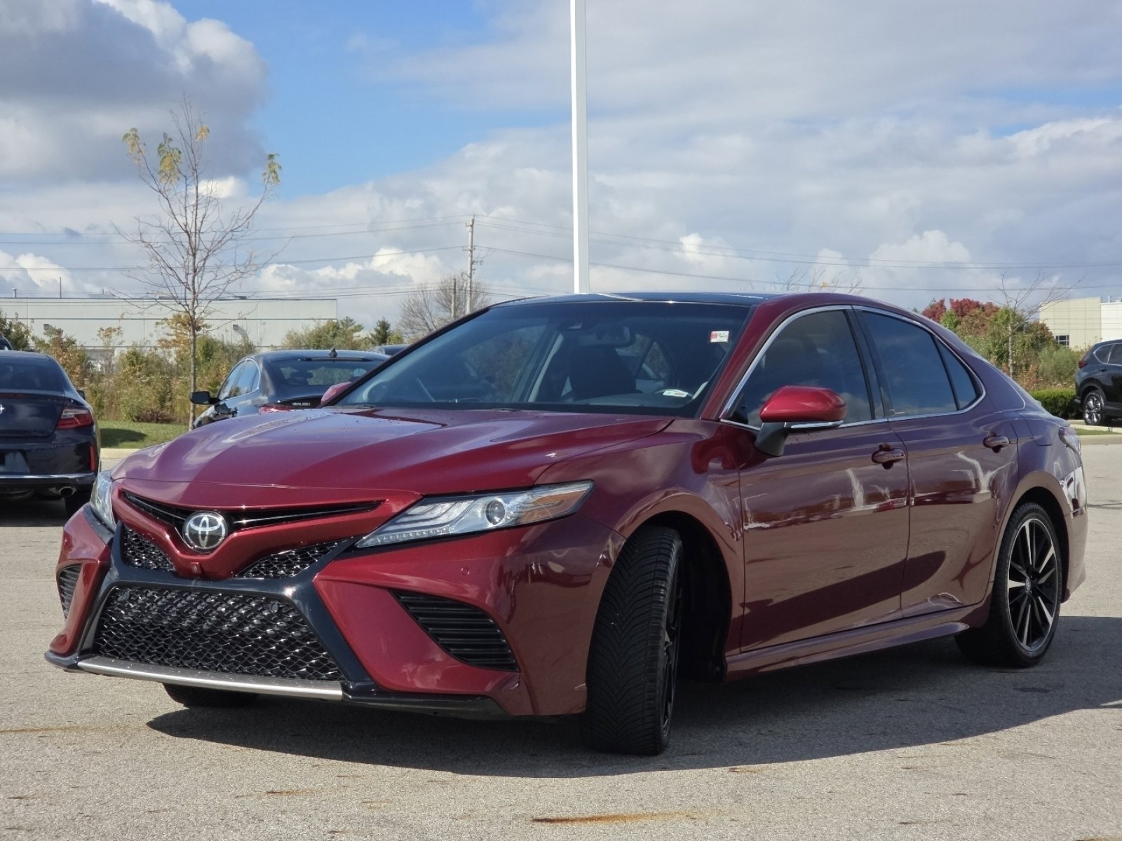 Used 2018 Toyota Camry XSE image 15