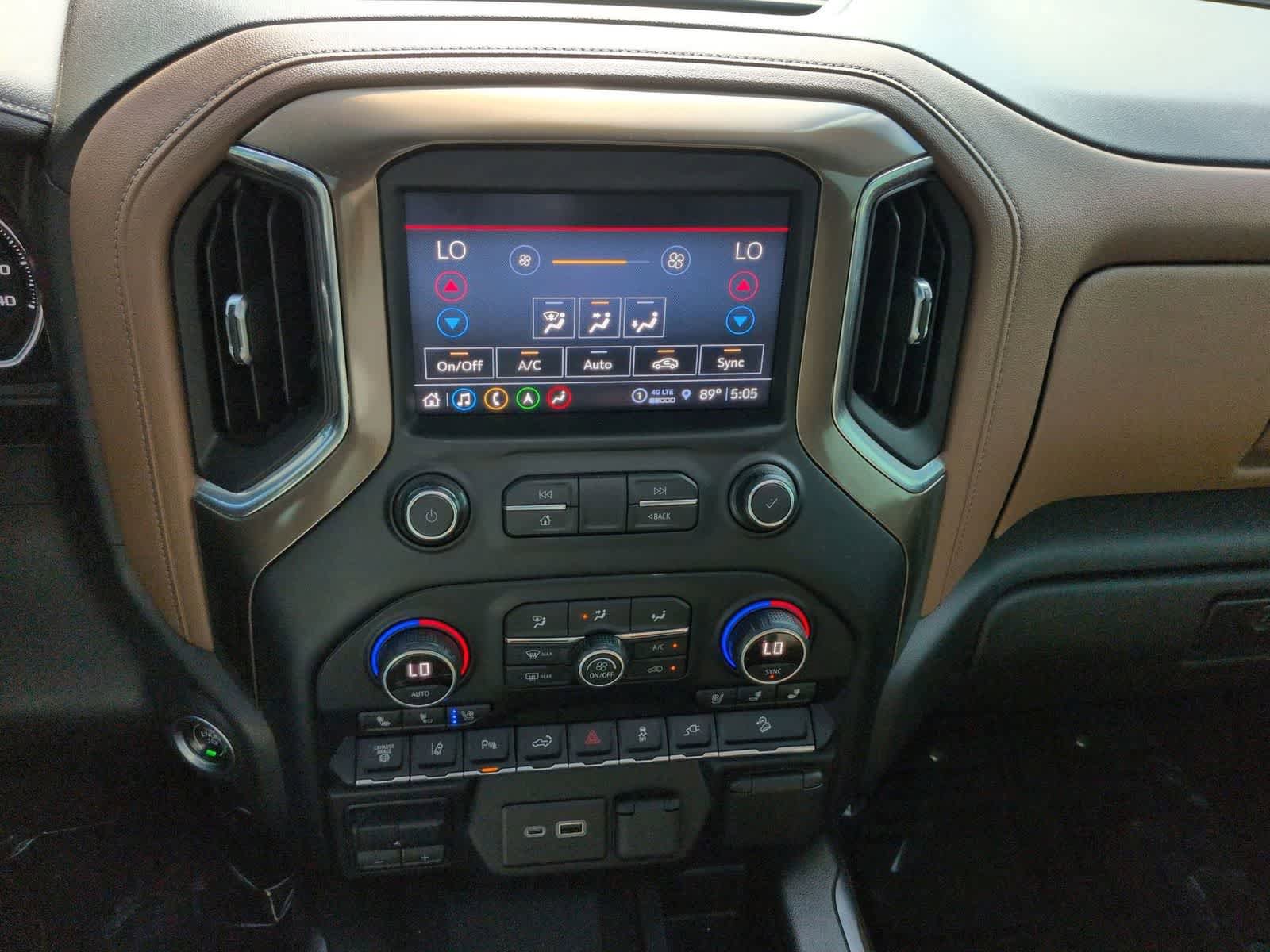 Used 2021 Chevrolet Silverado 2500 High Country w/ Z71 Off-Road Package AWD/4WD image 24