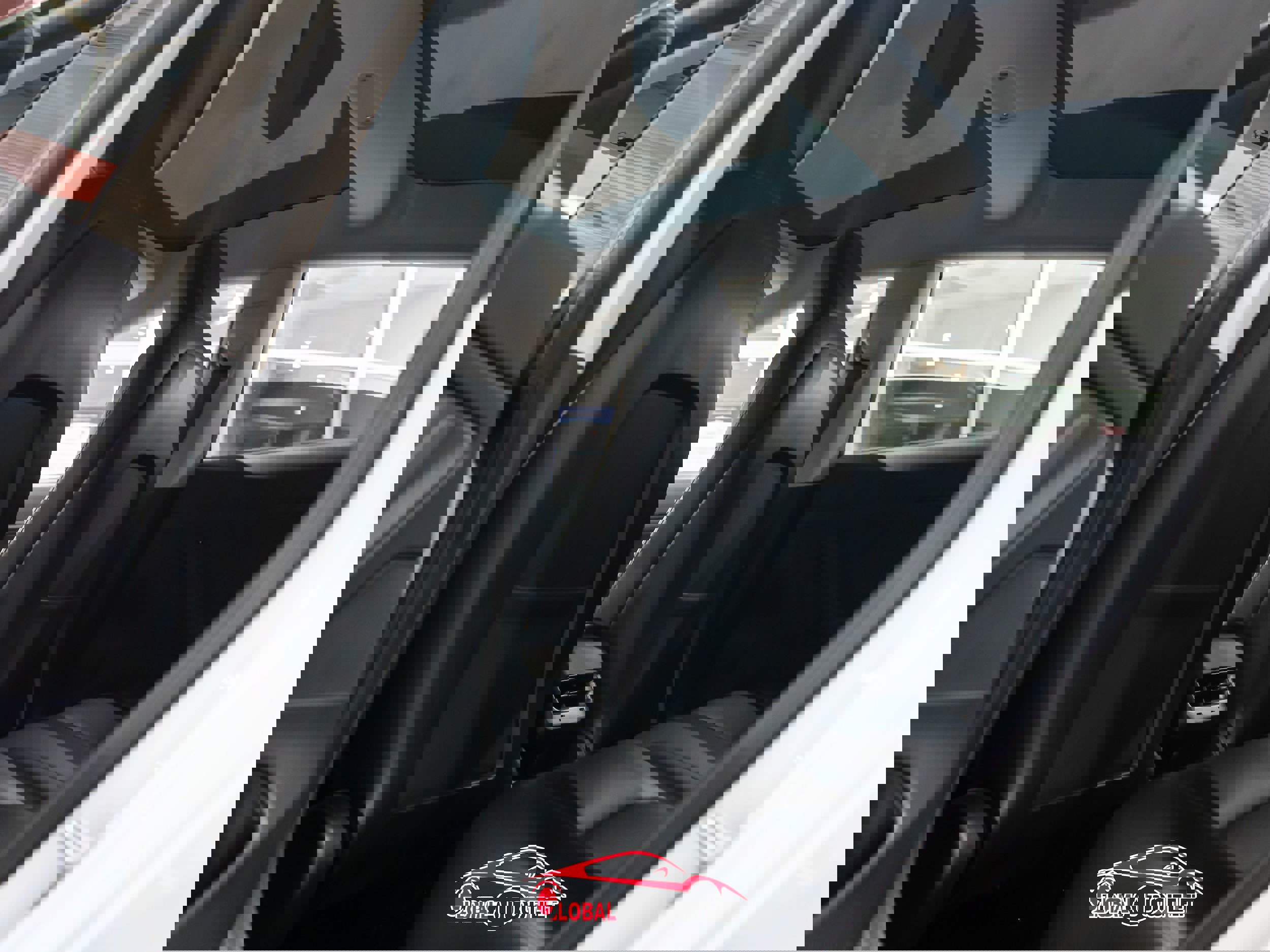 Used 2019 Tesla Model 3 Standard Range Plus image 21