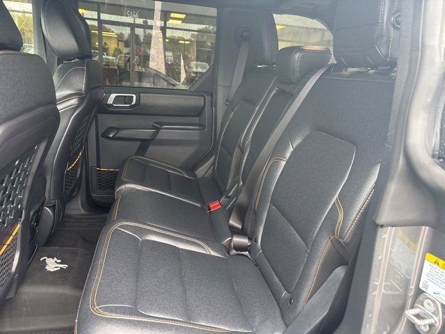 Used 2024 Ford Bronco Badlands image 10