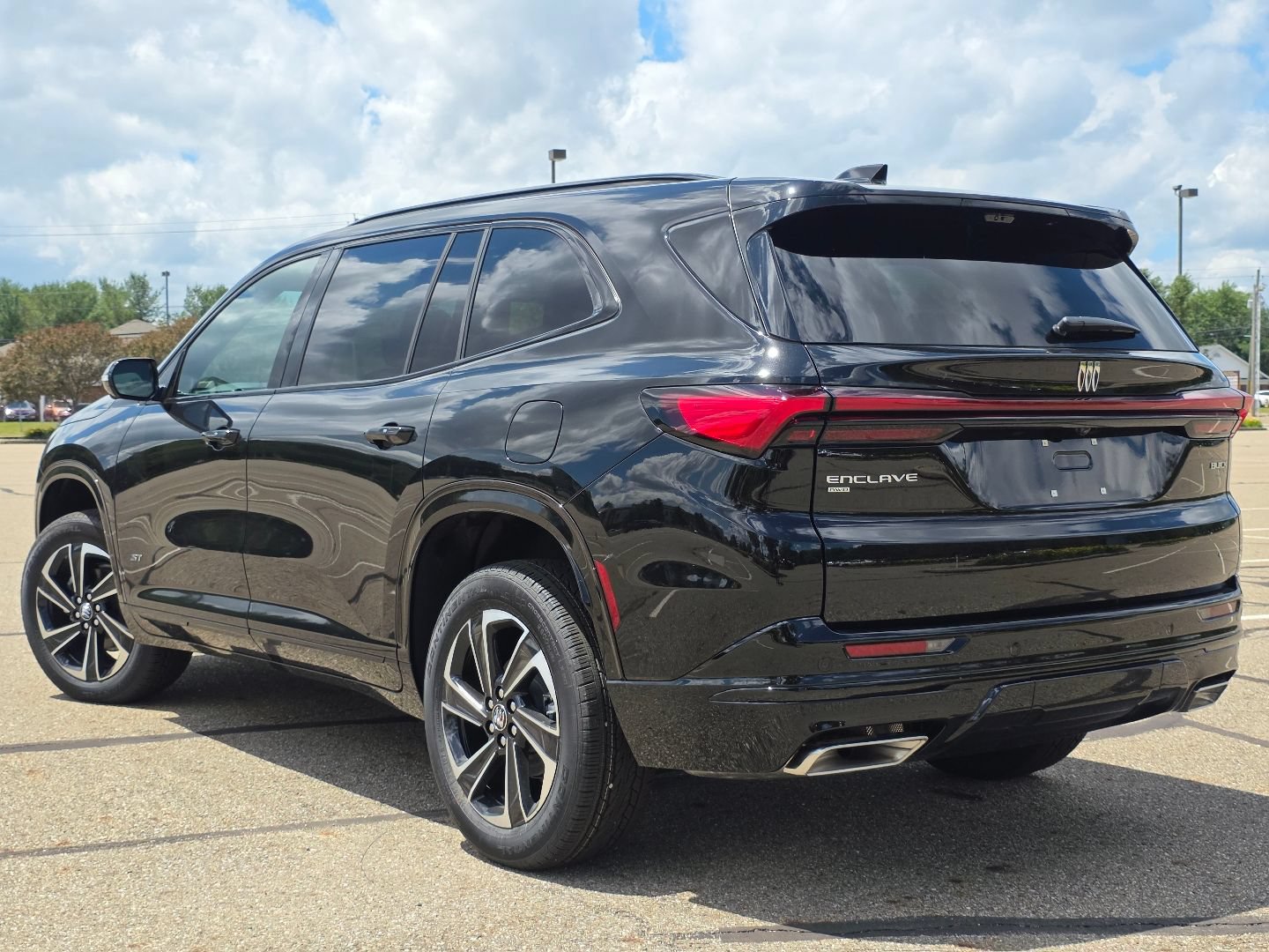 New 2026 Buick Enclave Sport Touring w/ Power Package AWD/4WD image 17