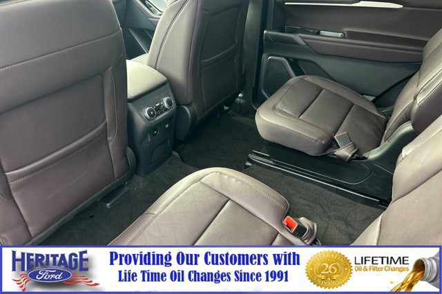 New 2026 Ford Explorer Platinum image 12
