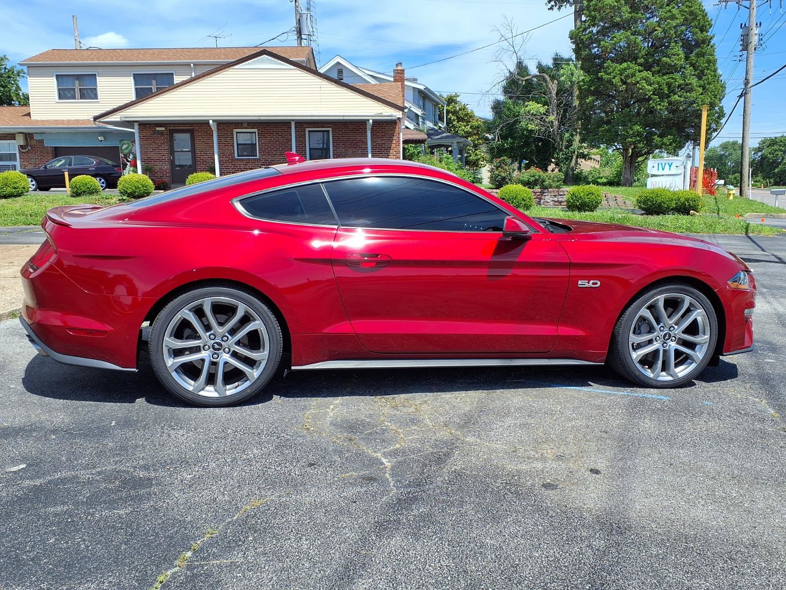 Used 2022 Ford Mustang GT Premium w/ Equipment Group 401A RWD image 27