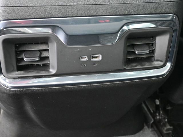 Used 2022 Chevrolet Silverado 1500 LTZ image 5