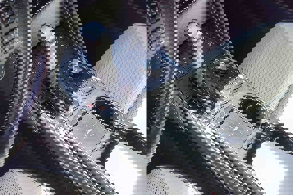 Used 2023 Lexus IS 350 F Sport w/ Navigation Package image 18