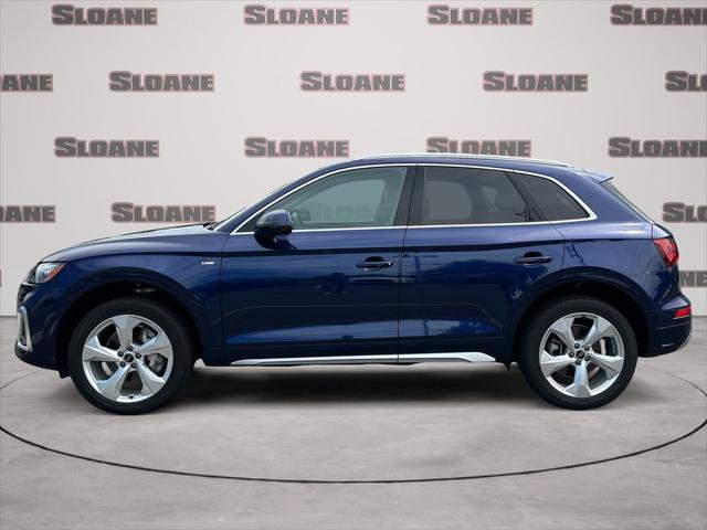Certified 2023 Audi Q5 2.0T Premium Plus AWD/4WD image 2