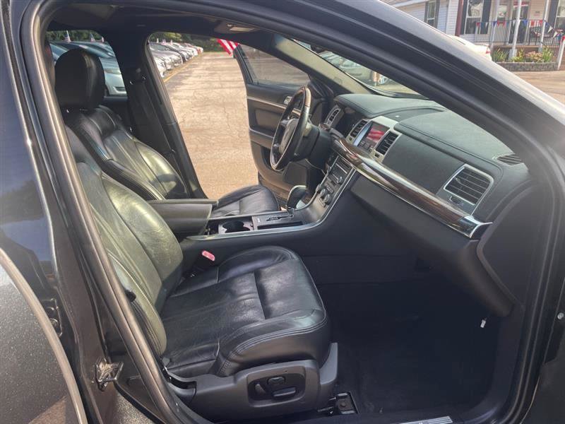 Used 2009 Lincoln MKS FWD image 12