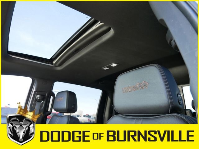 Used 2024 Chevrolet Silverado 2500 High Country w/ High Country Premium Package image 21