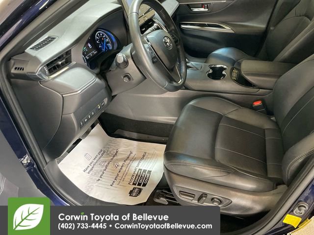 Used 2021 Toyota Venza Limited image 12