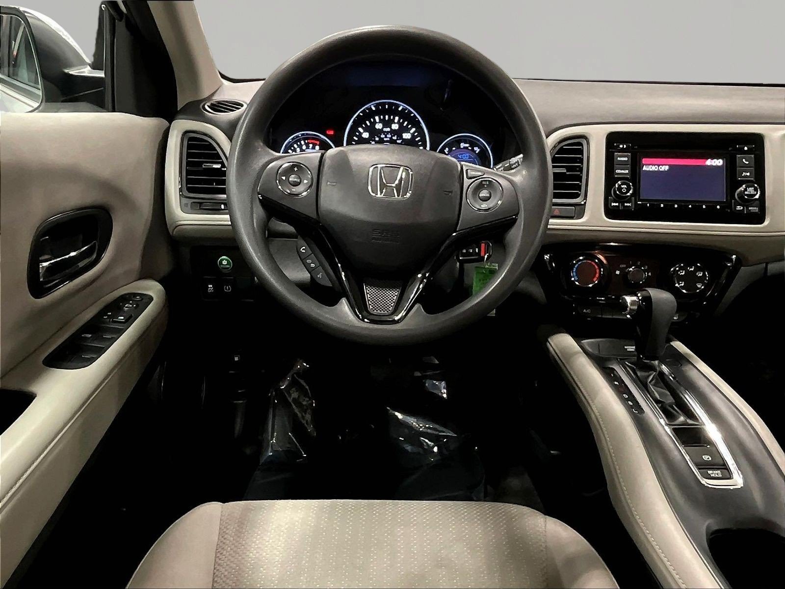 Used 2017 Honda HR-V LX image 8