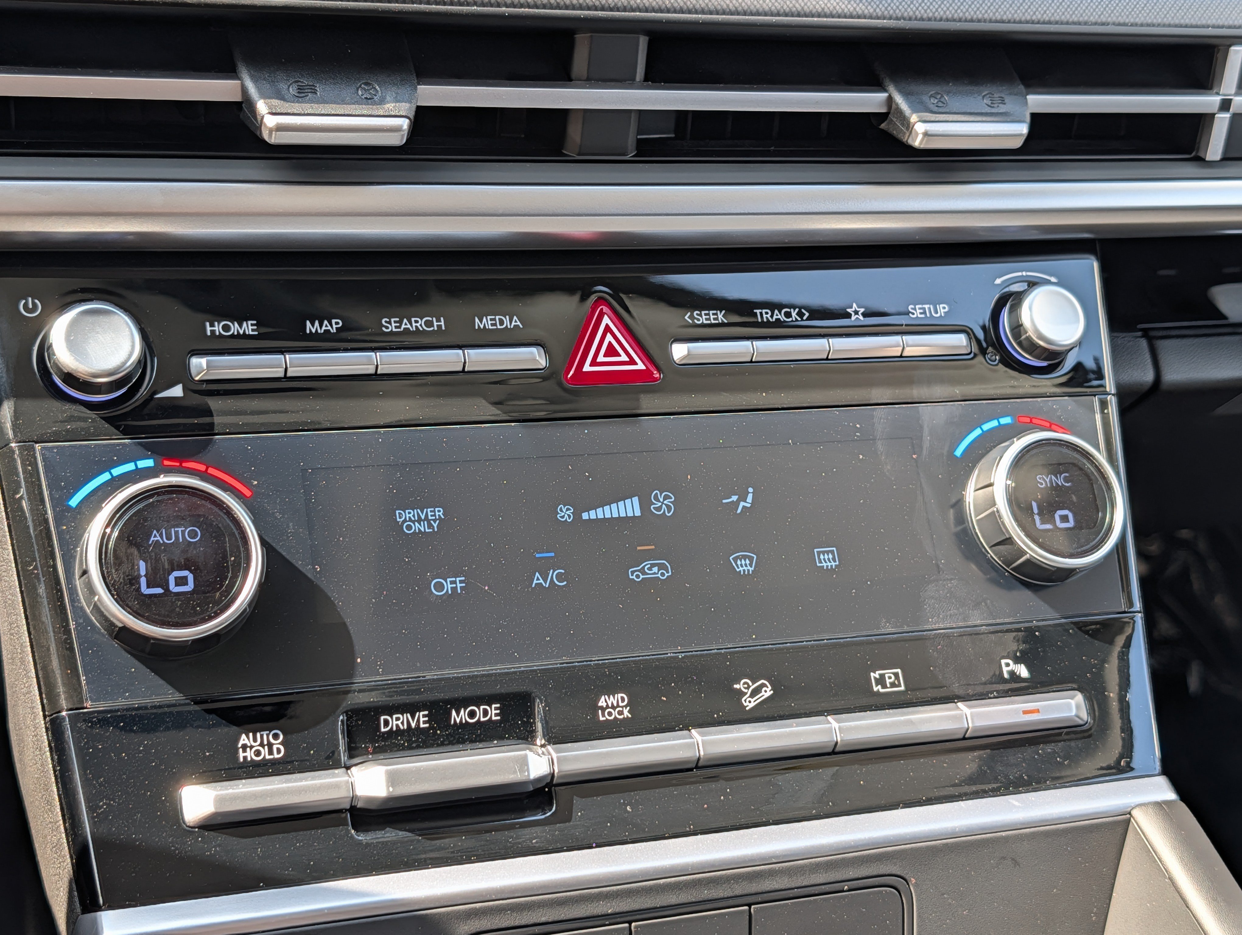 Certified 2026 Hyundai Santa Fe SE AWD/4WD image 23