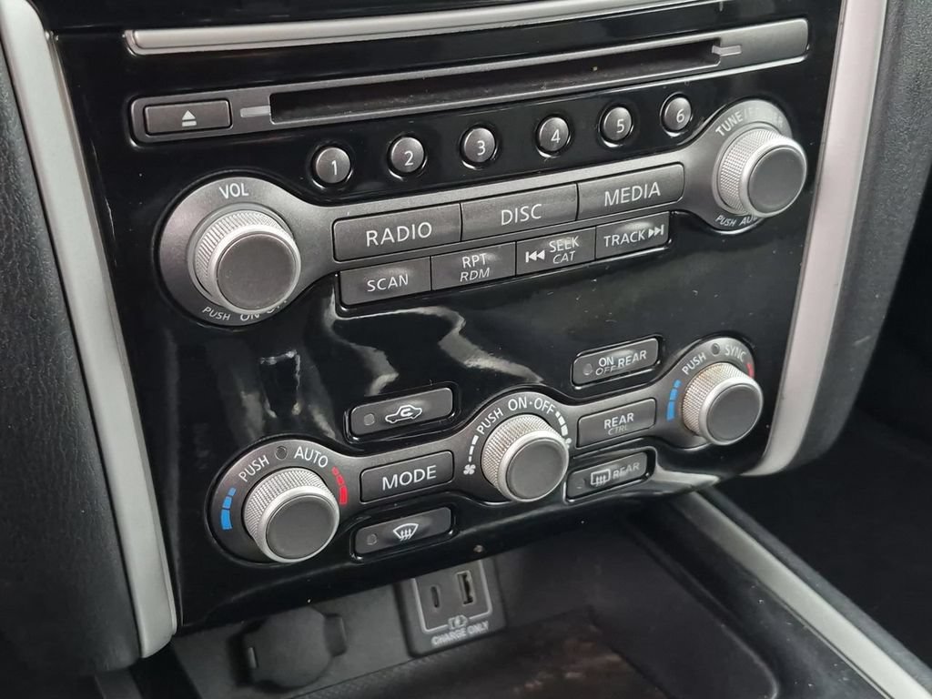 Used 2019 Nissan Pathfinder S FWD image 18