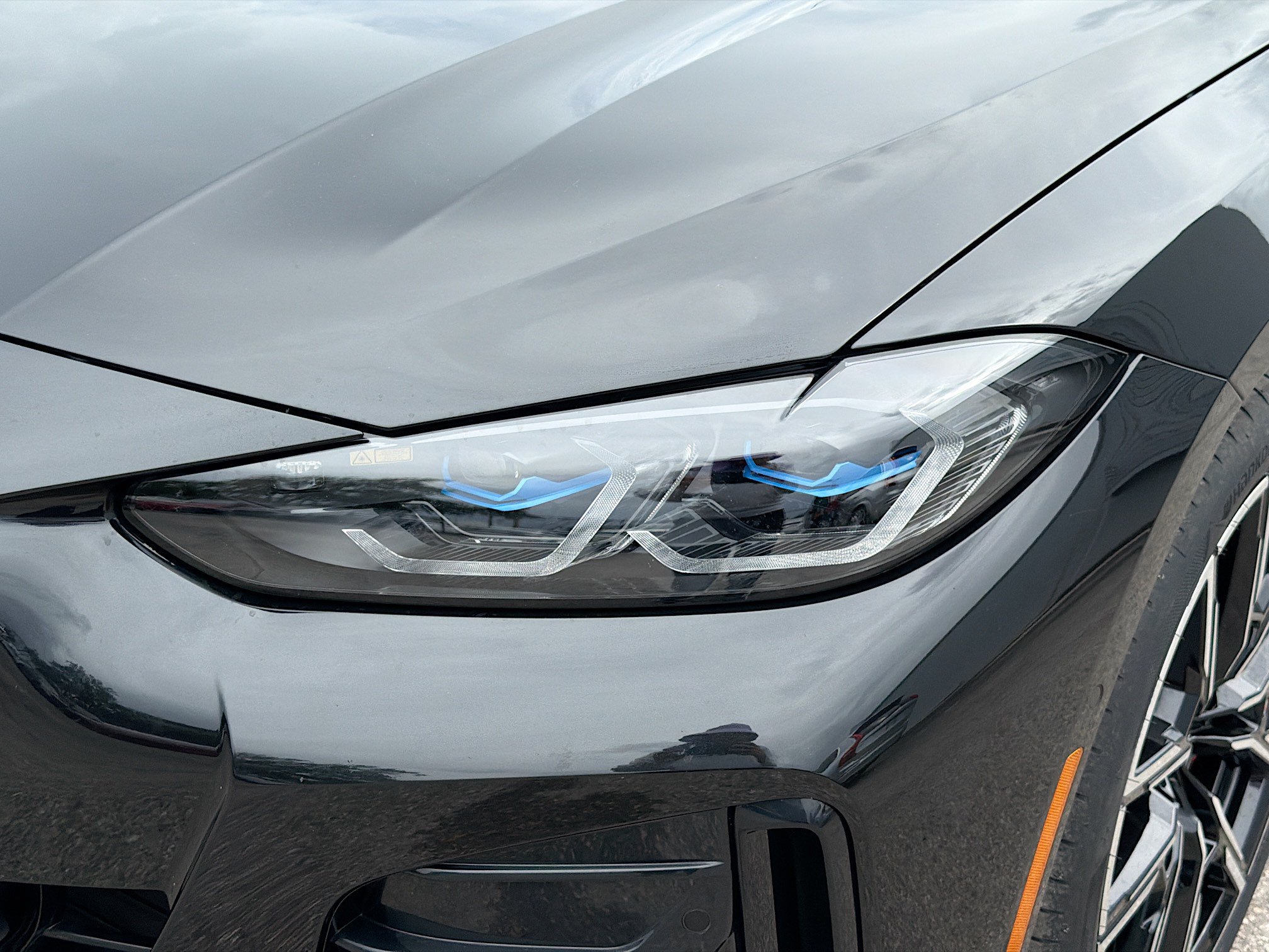 Used 2023 BMW i4 eDrive40 w/ M Sport Package RWD image 9