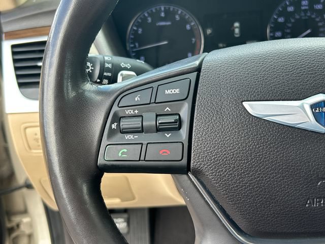 Used 2015 Hyundai Genesis 3.8 w/ Option Group 02 AWD/4WD image 19