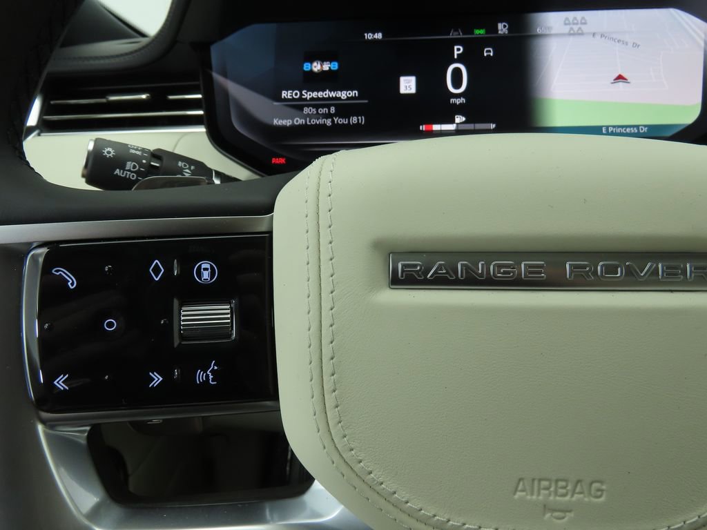 New 2025 Land Rover Range Rover Long Wheelbase SE image 11