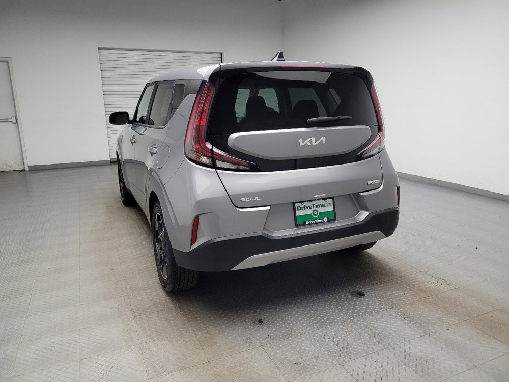 Used 2024 Kia Soul EX image 6
